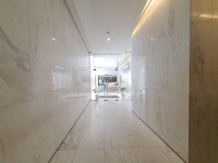 Bgc Taguig Cozy 2 Bedroom Loft, With Stunning Bgc Skyline View! Манила Экстерьер фото