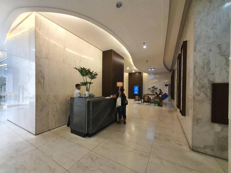 Bgc Taguig Cozy 2 Bedroom Loft, With Stunning Bgc Skyline View! Манила Экстерьер фото